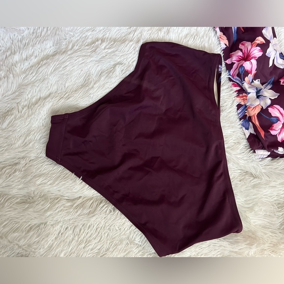 Kona Sol Bandeau Bikini Set - Picture 9 of 10